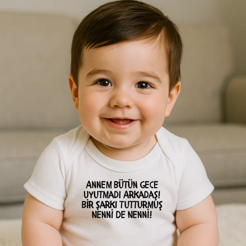 Annem Bütün Gece Uyutmadı Baskılı Zıbın