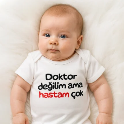 Doktor Değilim Ama Hastam Çok Body Baskılı Zıbın