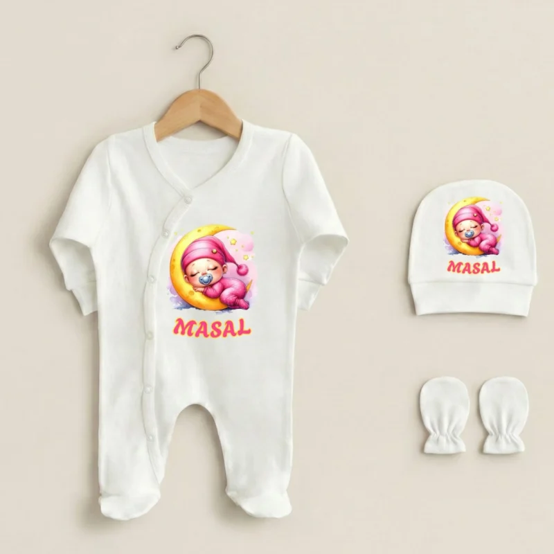 Uyuyan Bebek ve Ay Baskili Uclu Tulum Set