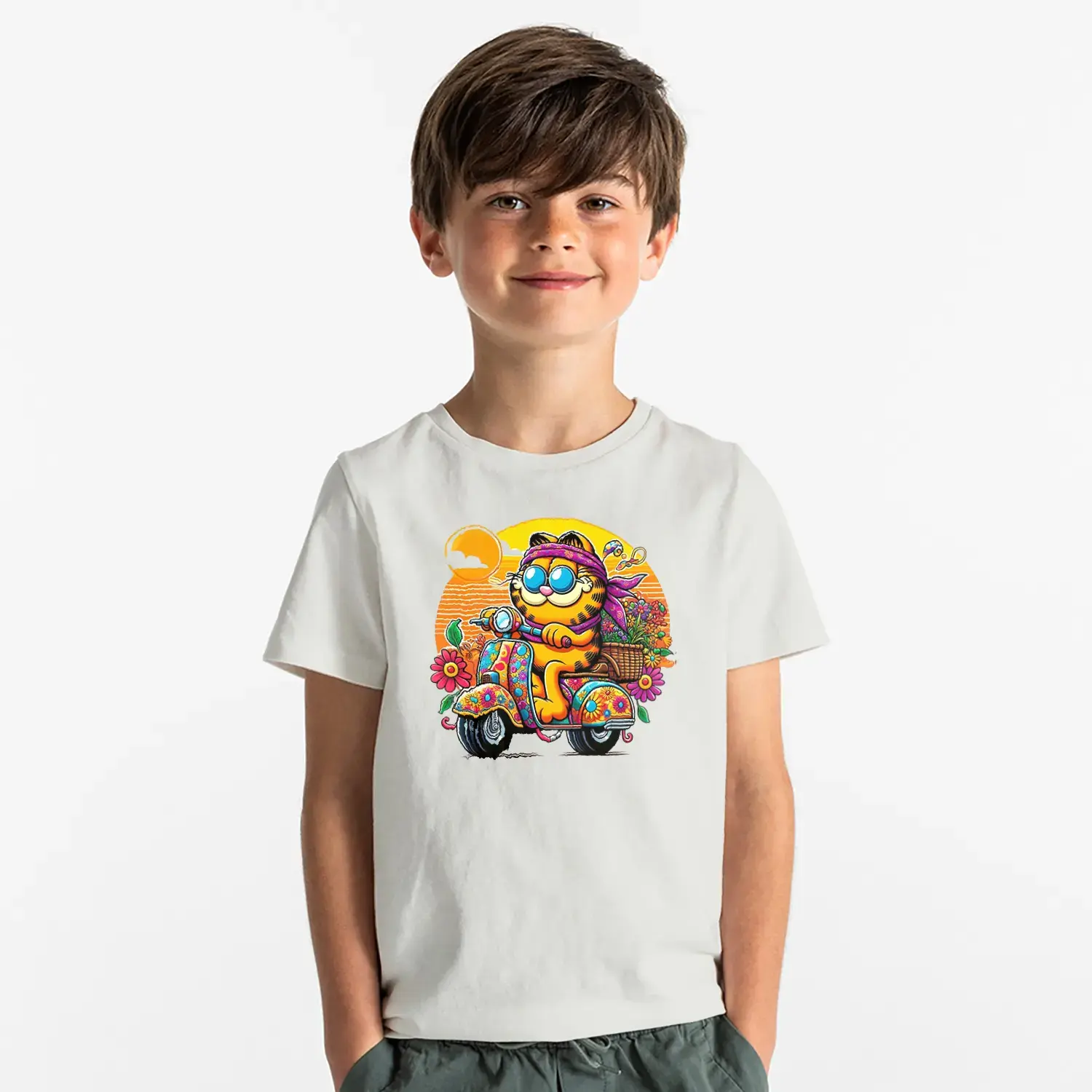 Scooter Süren Sevimli Kedi Çizgi Karakter Baskılı Erkek Çocuk Tişört